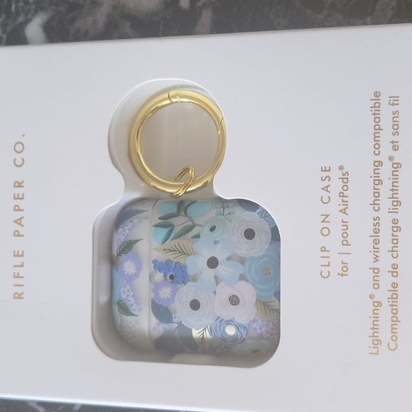 💥BUY 2 GET 1 FREE Garden Party AirPod Clip On Case - Picture 3 of 4